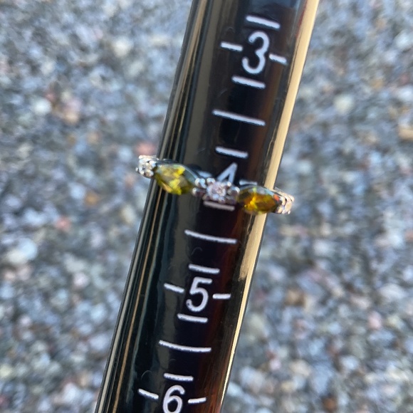 Peridot Silver Ring 925 Vintage Size 4 - Picture 4 of 9